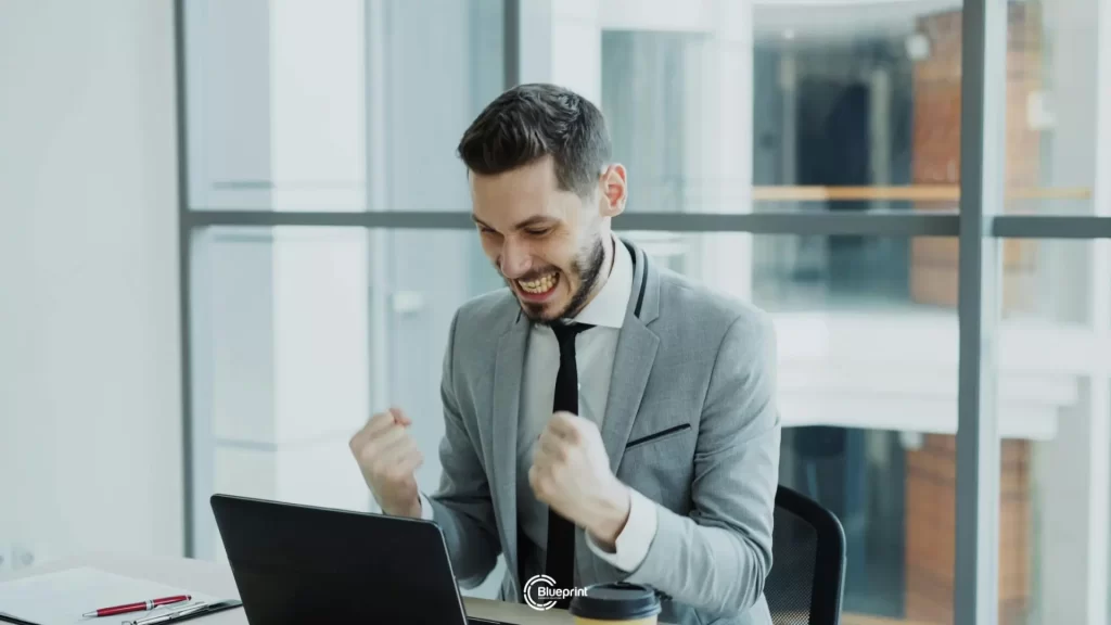 High-performance sales executive services professional managing a remote business development pipeline.